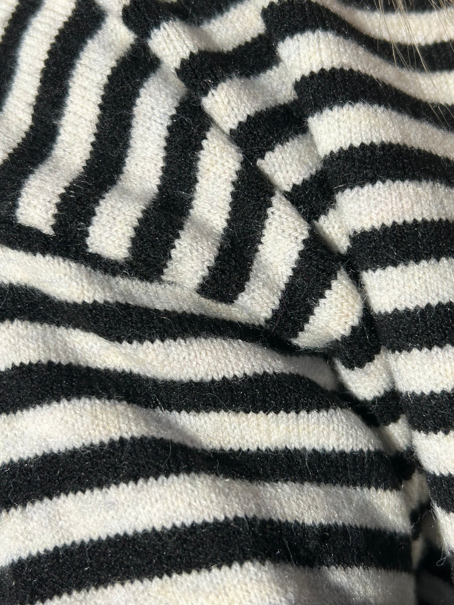 Striped fine knit sweater