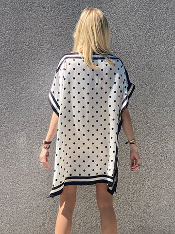 Kaftán BELLA DOTS BLANCO de seda EDICIÓN LIMITADA The Thannac Silk Collection