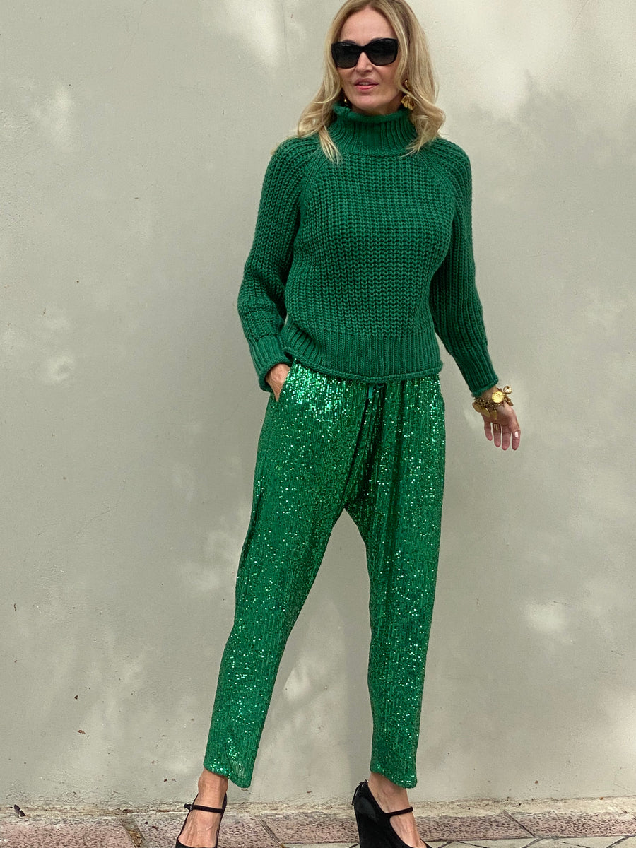 Set of soft and thick knit sweater and sequined pants
