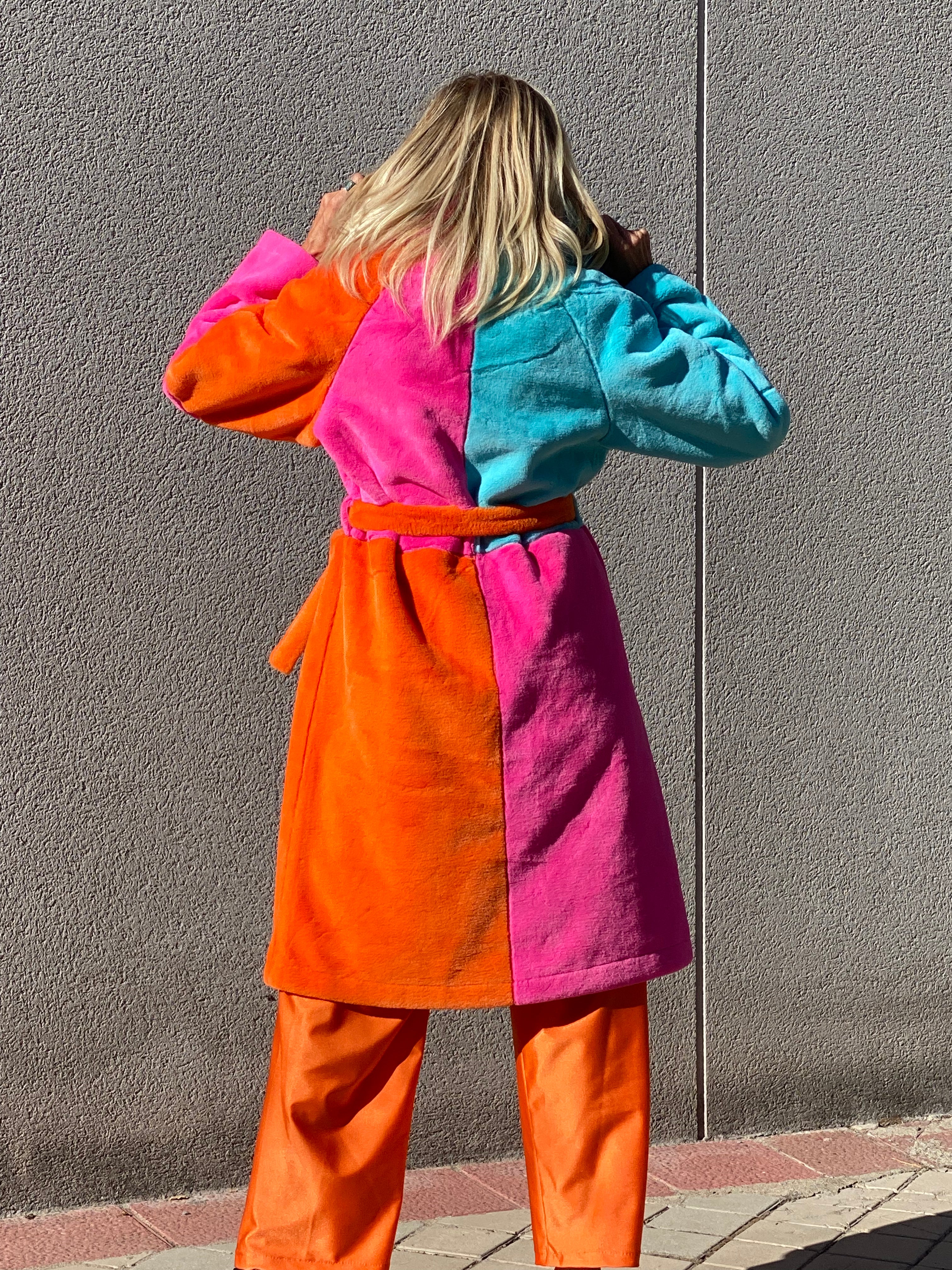 LIMITED EDITION belted faux fur tricolor reversible coat