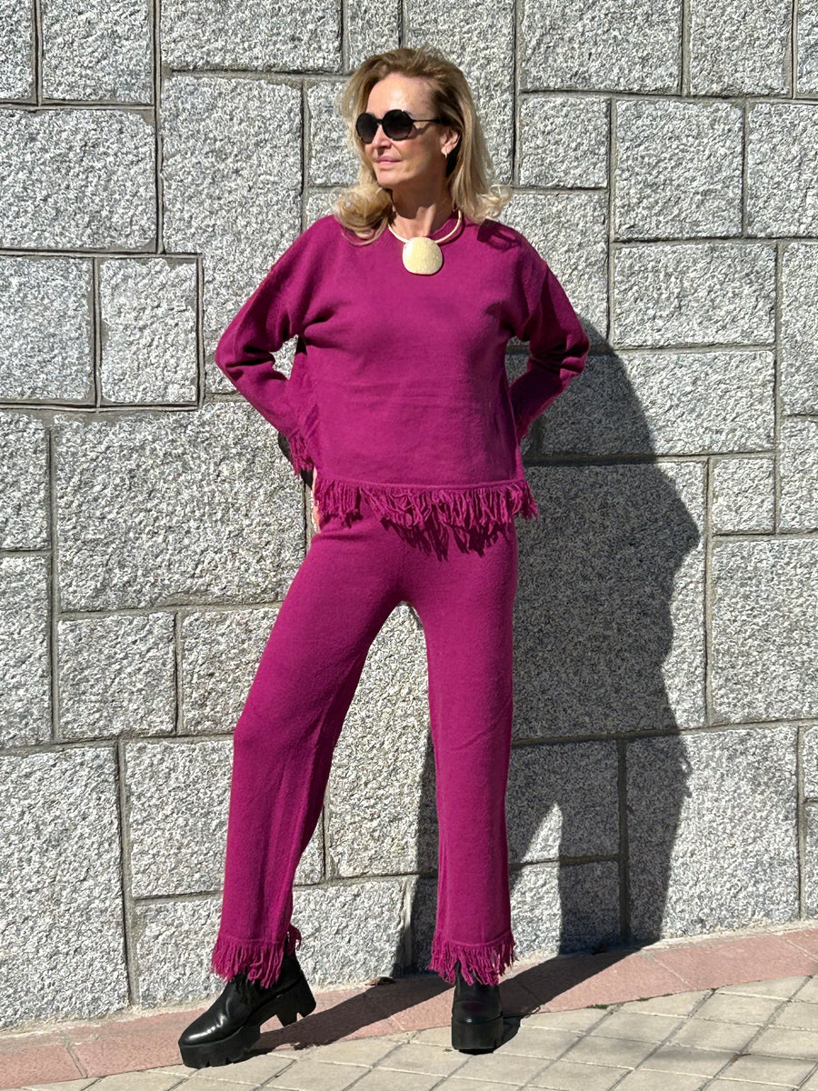 Two-piece knitted set