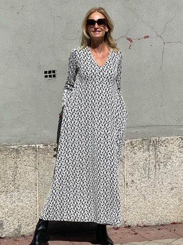 TESS long dress with vee neckline