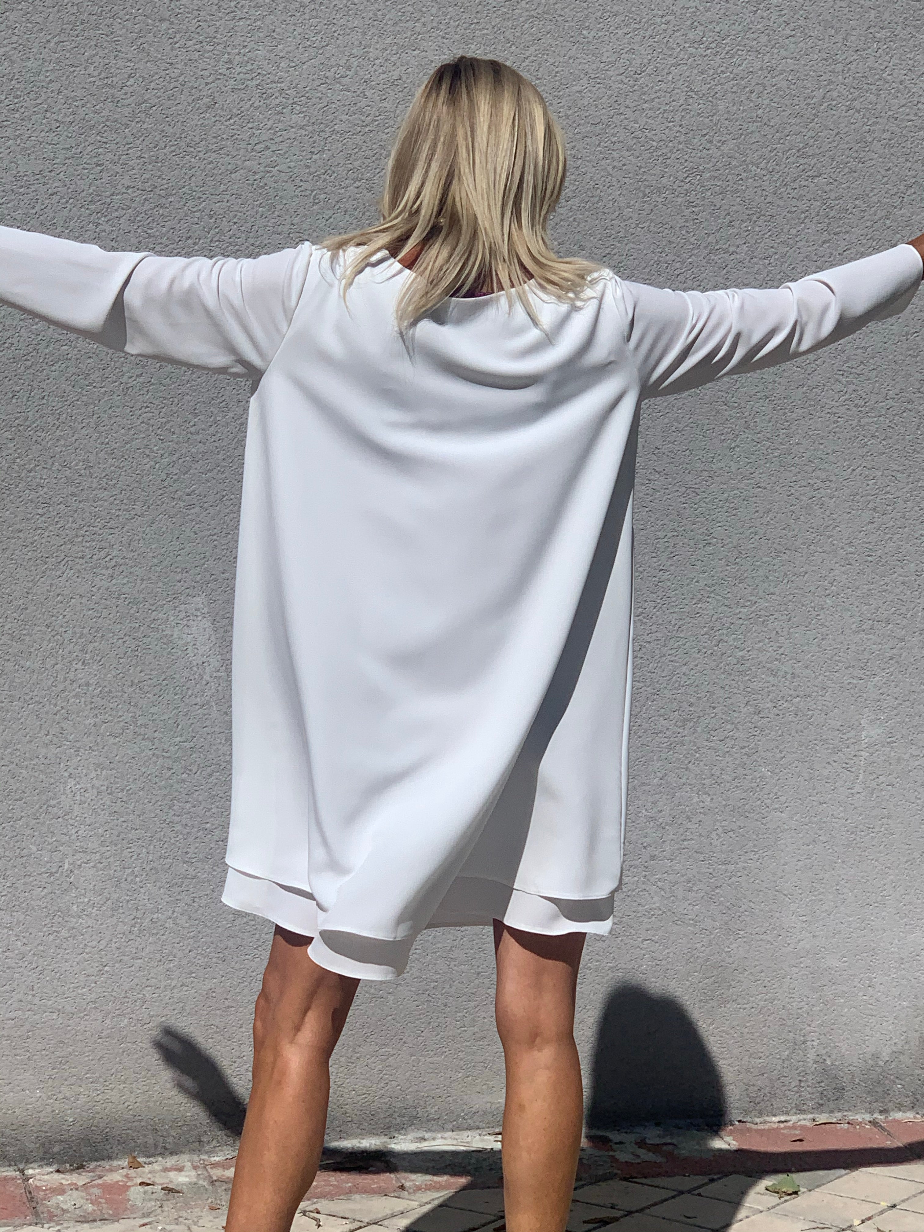 BAVARIA White oversize double layer dress.