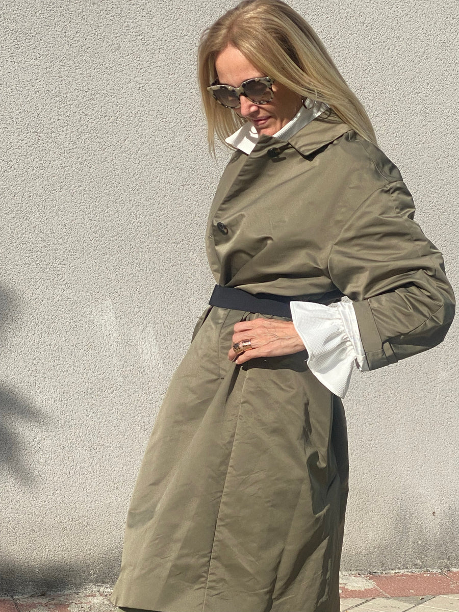 Adjustable double fabric trench coat